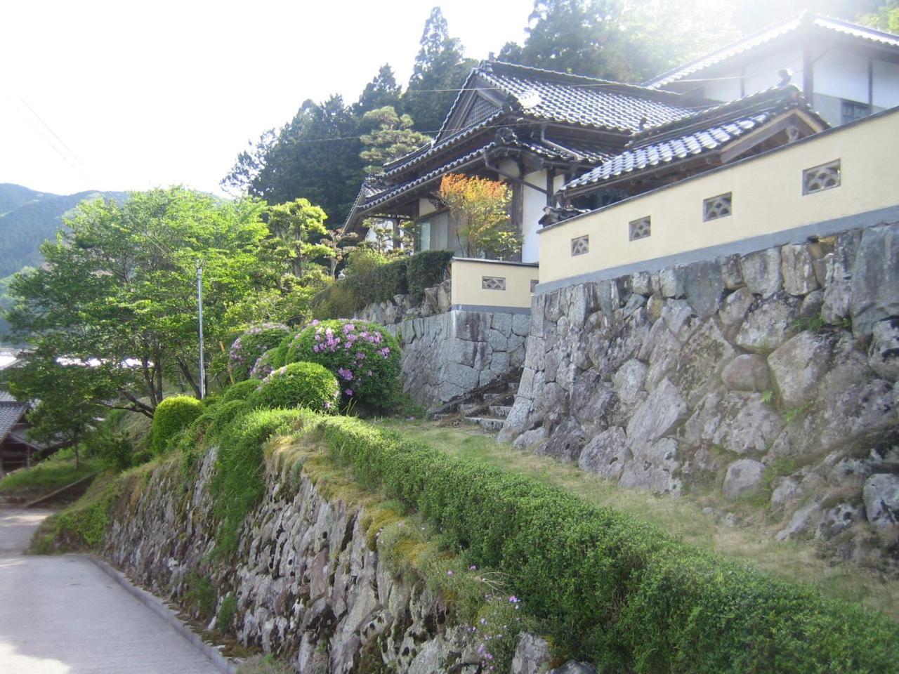 Japanese Style Inn Dohzen Miwa Niimi ภายนอก รูปภาพ